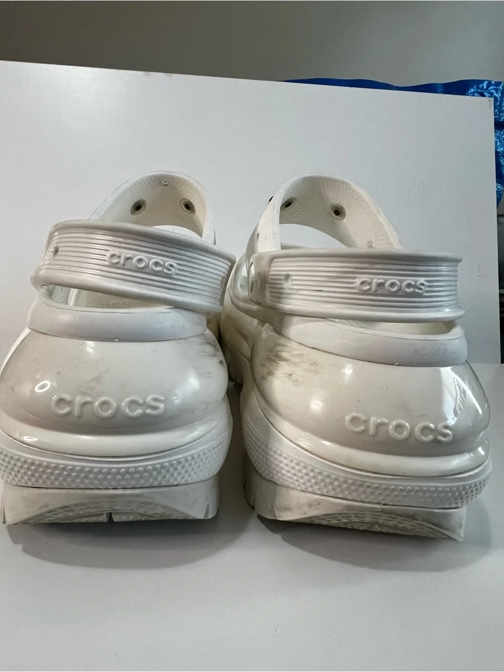 Crocs Mega Crush Platform Sandals White Pearl Flower Charm Chunky Comfort Slides